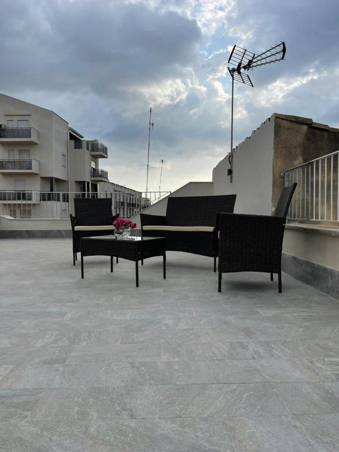 Casa Vacanze Al Trenta3 Marsala Exteriér fotografie