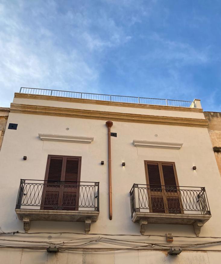 Casa Vacanze Al Trenta3 Marsala Exteriér fotografie